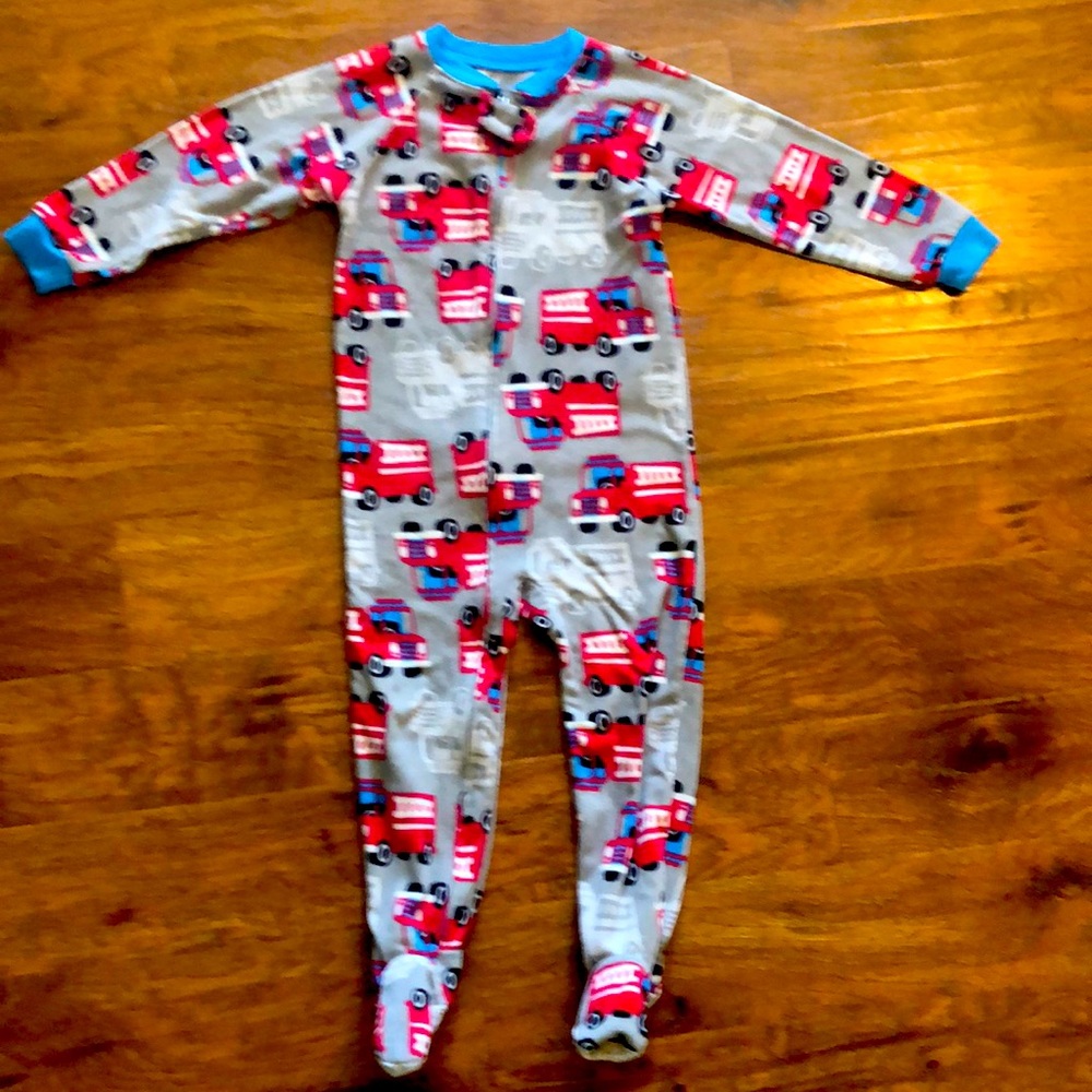 Boys 4T footed pajamas